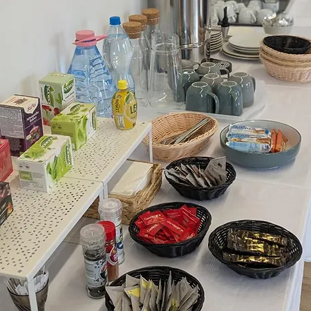 汽车旅馆 Zankapu -hotel For You- Adult & Bike Friendly 3-room With Local Wine, Terrace & Kali-medence Experience Zánka